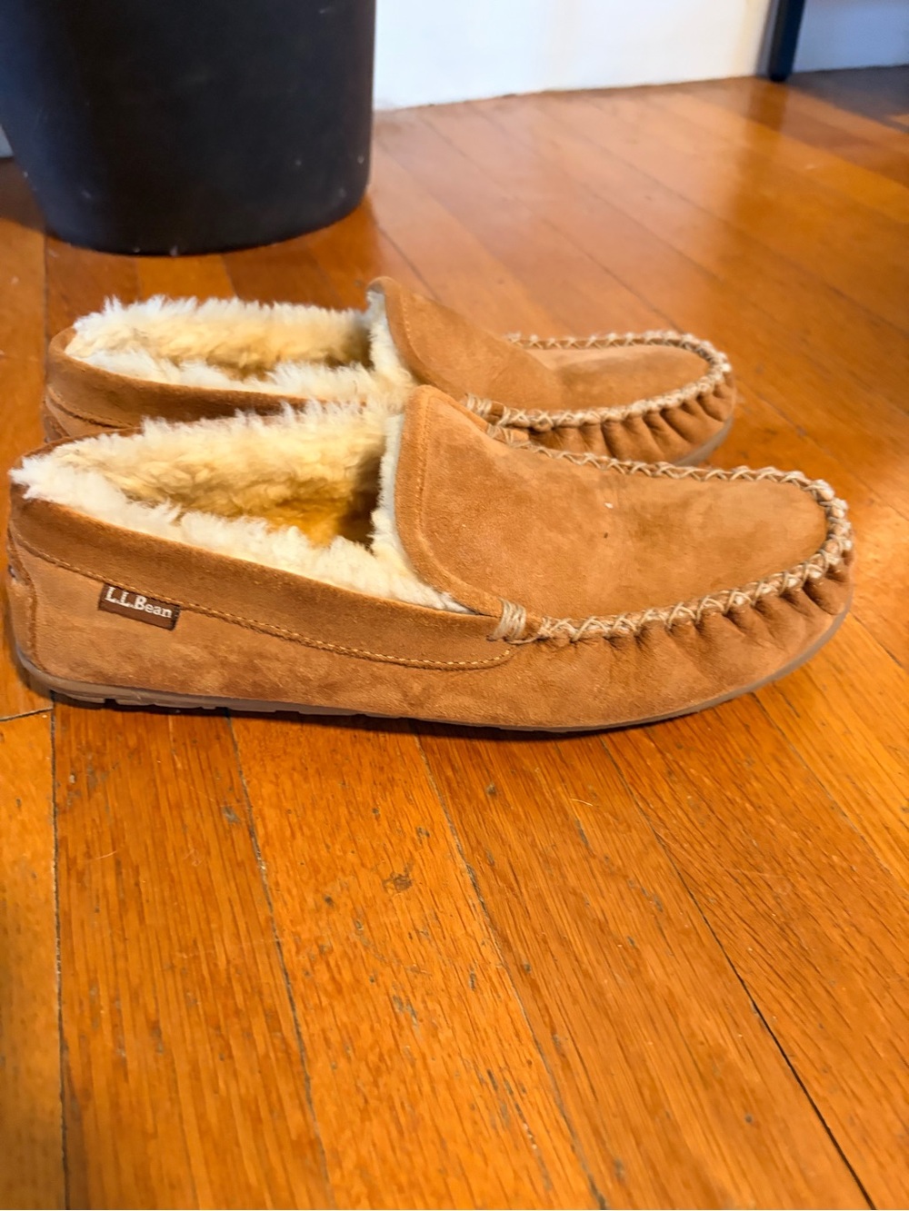 L.L. Bean Tan Suede Moccasin Slippers with Cream Shearling W 10.5, M 9